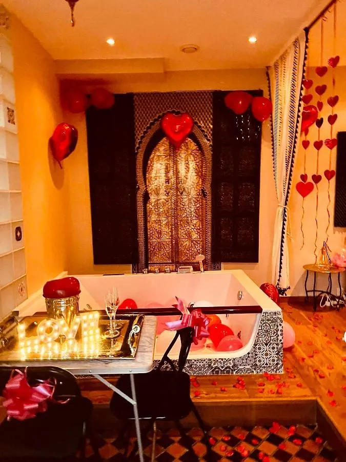 Jacuzzi Love Room Paris